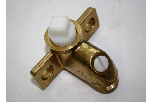 Anschlusswinkel MS ½" mit