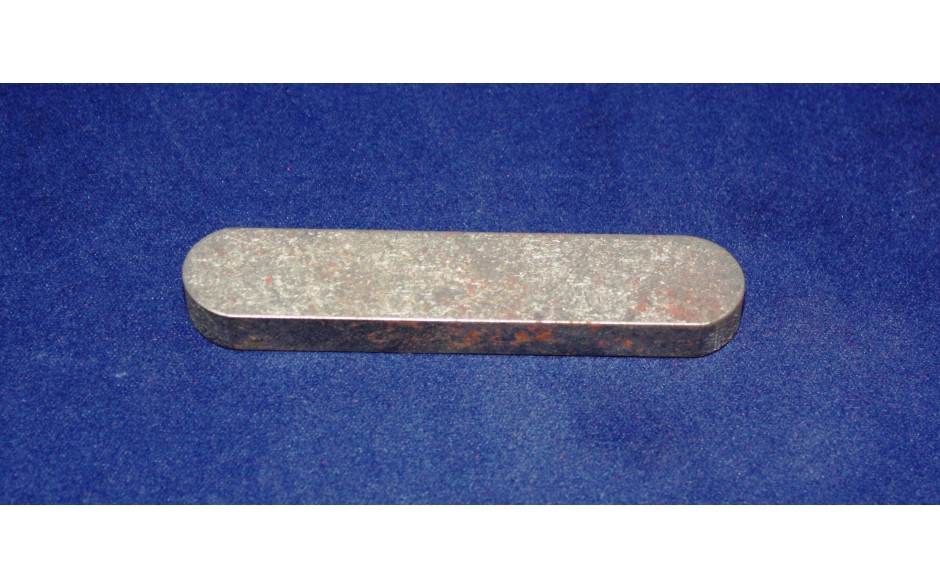 Passfeder a 12 x 8 x 95